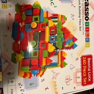 COPY - Picasso Tile 240 piece set